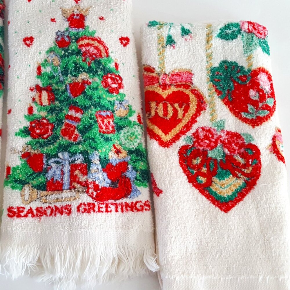 Vintage Christmas Kitchen Towels